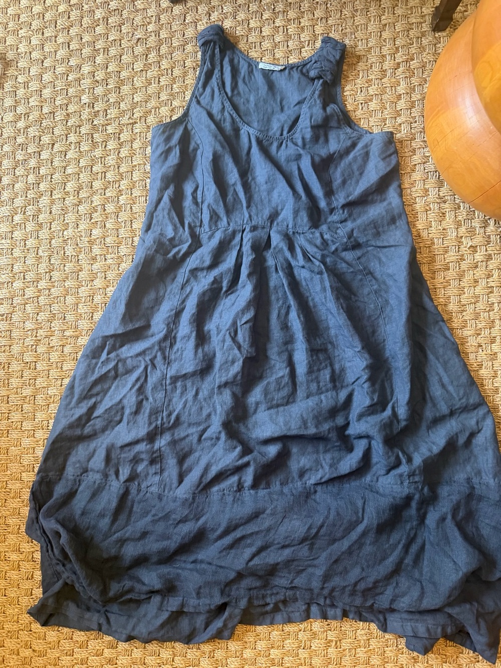 Banana Blue Linen Top in Navy